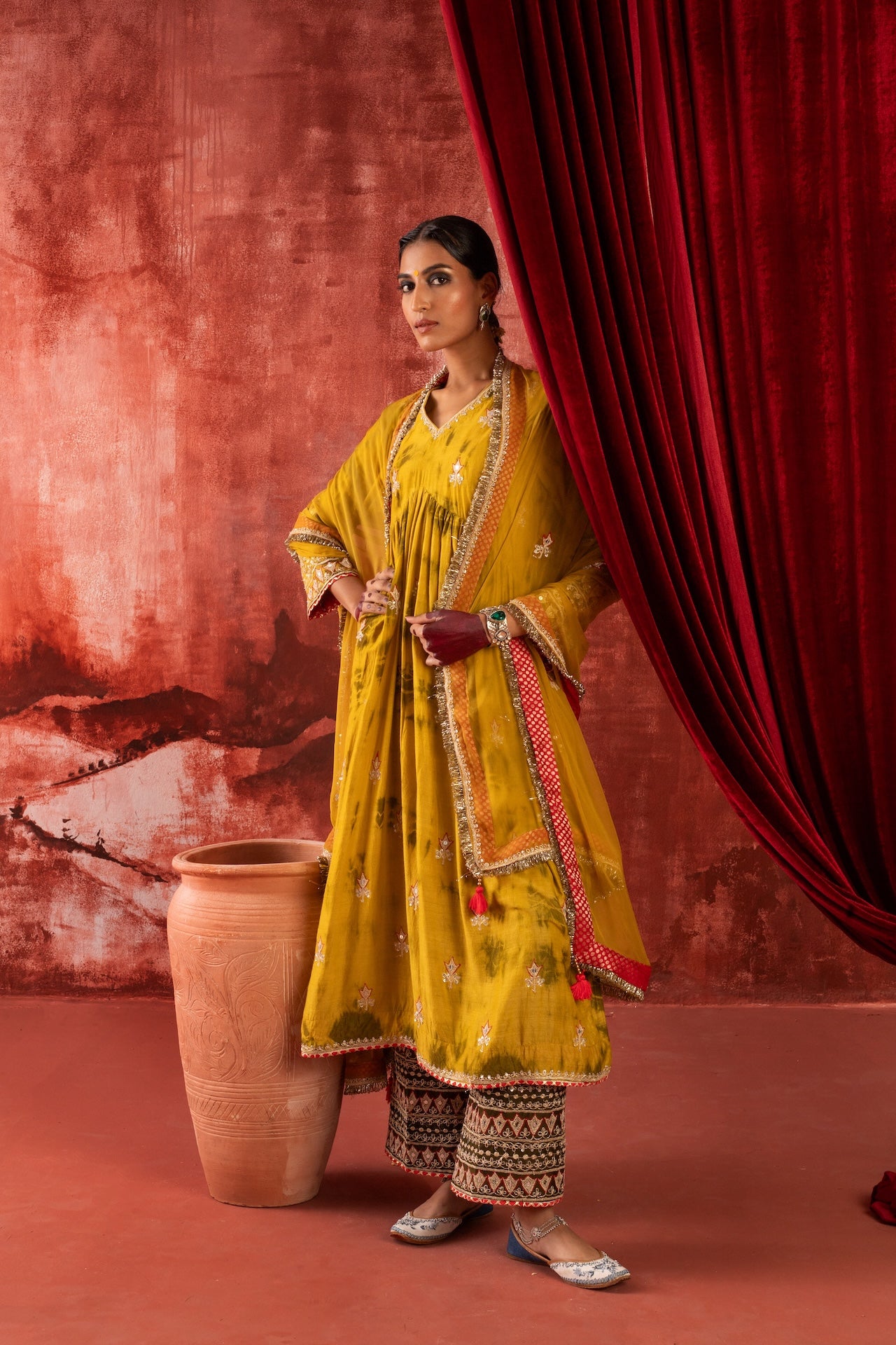 SHAGNA DI HALDI