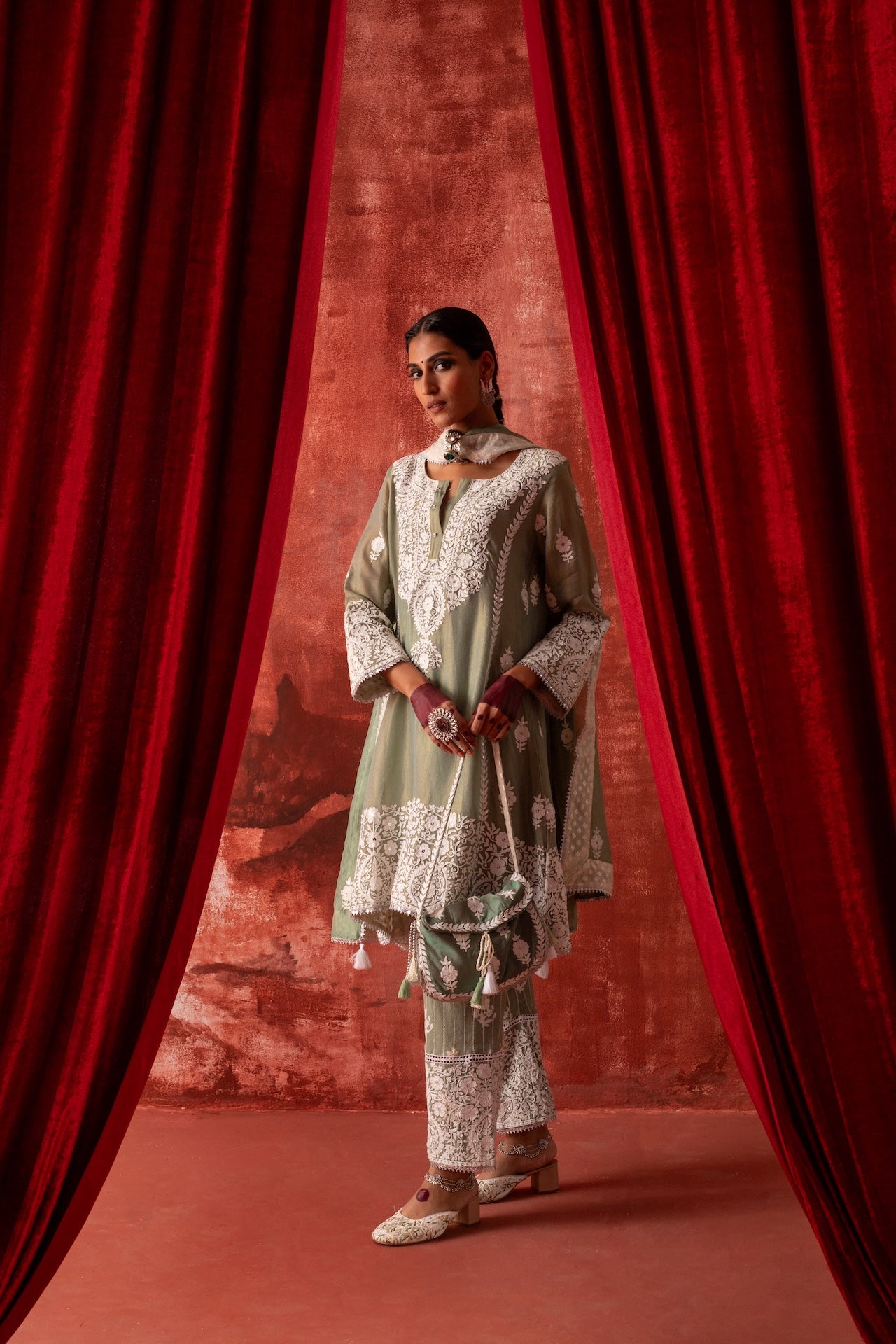 PHILLAURI