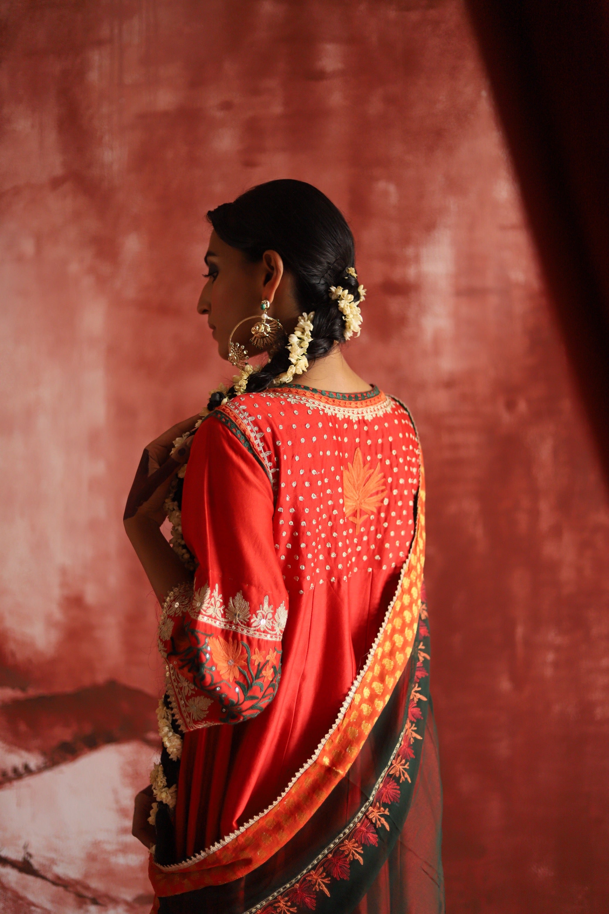 LAAL ISHQ
